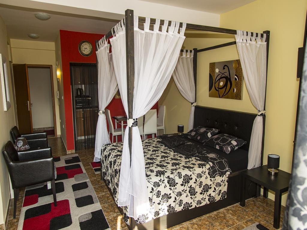 Apart Hotel Kalonis Skopie Habitación foto
