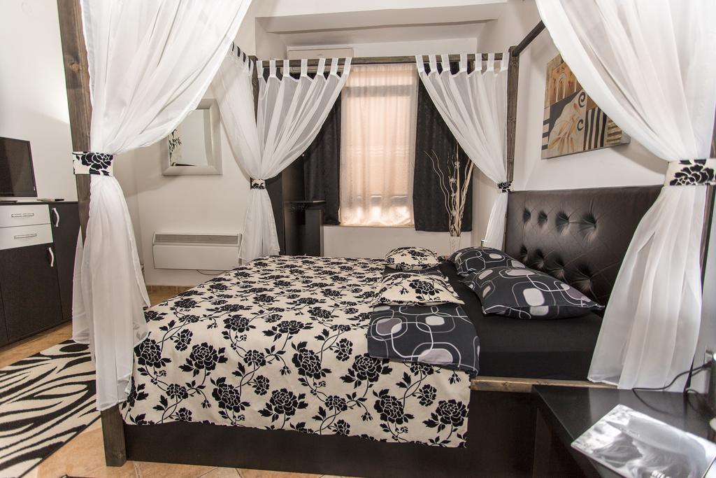 Apart Hotel Kalonis Skopie Habitación foto