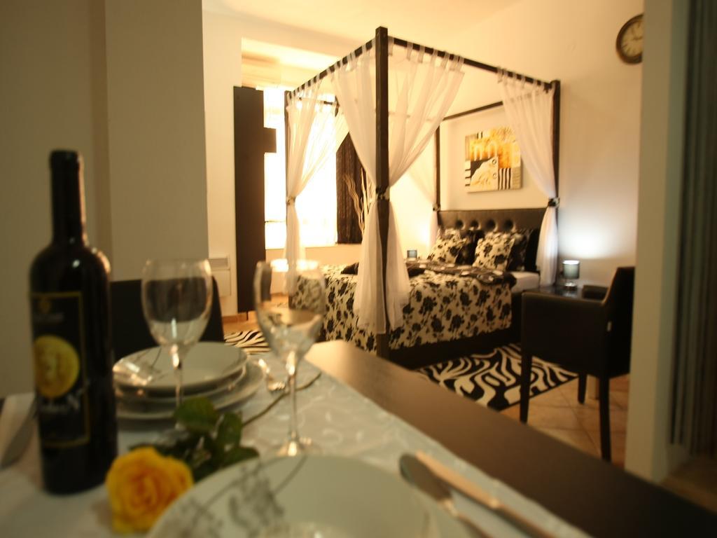 Apart Hotel Kalonis Skopie Habitación foto